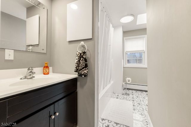 25 Morris Ave, Riverdale Boro, NJ 07457