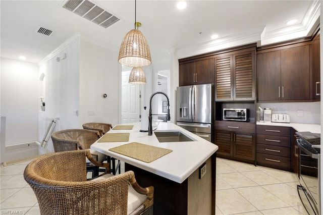 9072 Rialto ST # 6302, Naples, FL 34113