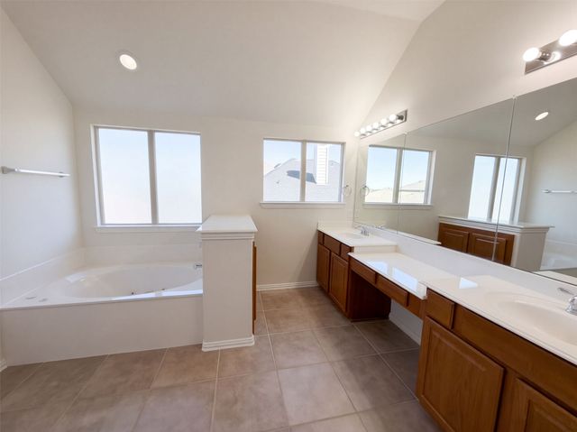 2030 Uvalde Drive, Forney, TX 75126