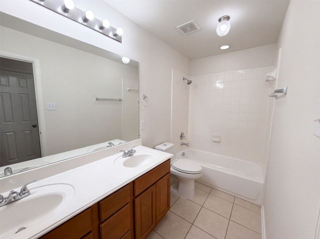 2030 Uvalde Drive, Forney, TX 75126