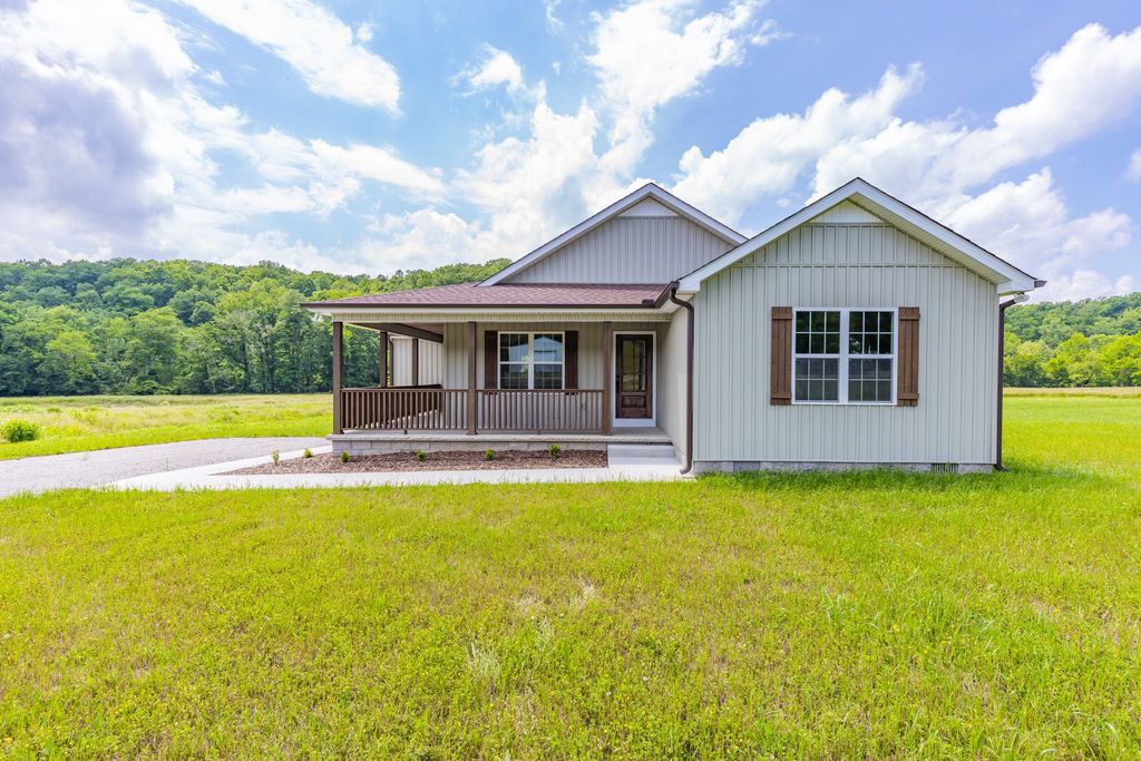 10890 Minor Hill HWY, Goodspring, TN 38460