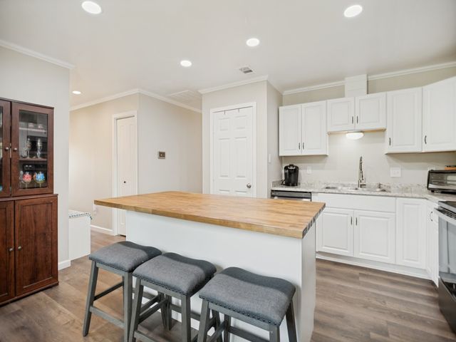 7041 Payte Lane, North Richland Hills, TX 76182