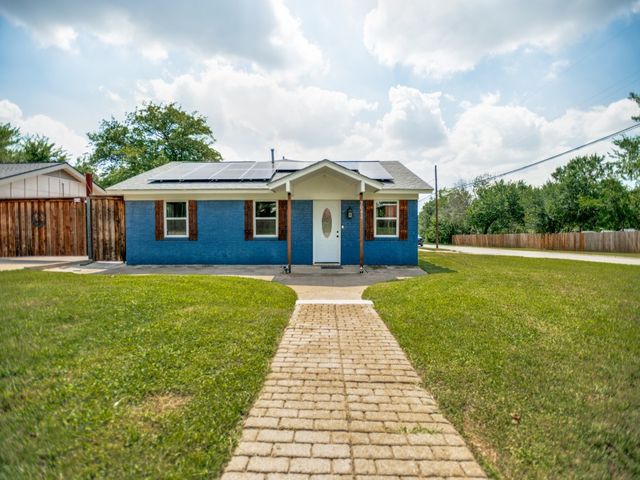 7041 Payte Lane, North Richland Hills, TX 76182
