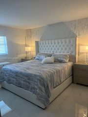 1160 Hillsboro Mile 204, Hillsboro Beach, FL 33062