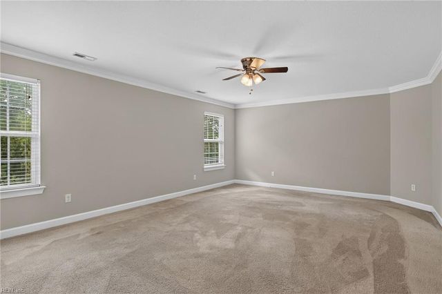 114 Farrand DR, Suffolk, VA 23434