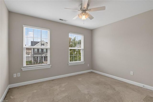 114 Farrand DR, Suffolk, VA 23434