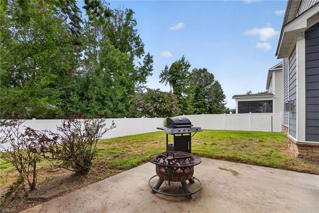114 Farrand DR, Suffolk, VA 23434