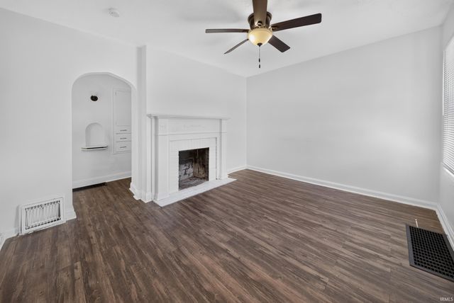 2554 E Riverside Drive, Evansville, IN 47714