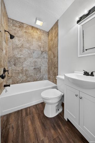 2554 E Riverside Drive, Evansville, IN 47714