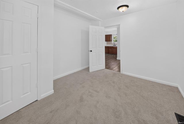 2554 E Riverside Drive, Evansville, IN 47714