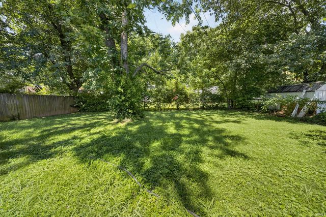 2554 E Riverside Drive, Evansville, IN 47714