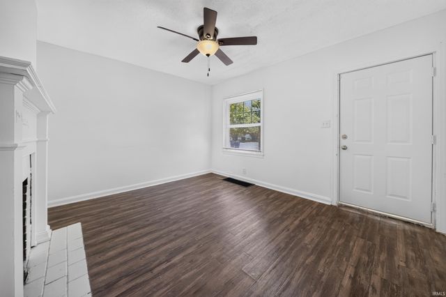 2554 E Riverside Drive, Evansville, IN 47714