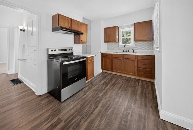 2554 E Riverside Drive, Evansville, IN 47714