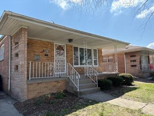 15305 Oak Street, Dolton, IL 60419
