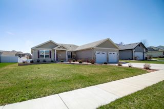 1840 Yorktown Drive, Bourbonnais, IL 60914