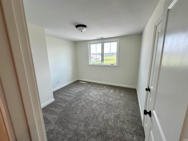 1480 Monte Carlo Drive, Huntertown, IN 46748