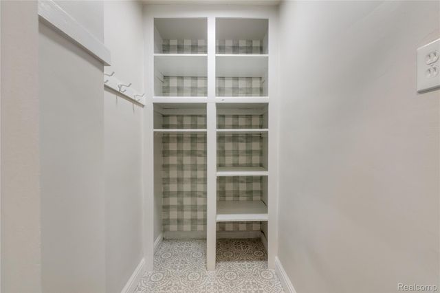 4069 Sturtevant Street, Detroit, MI 48204