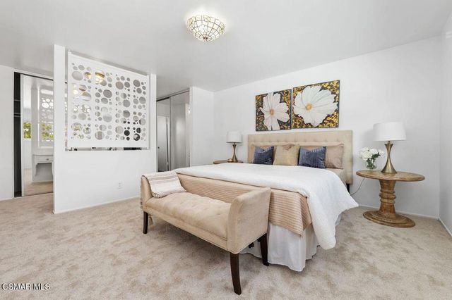 43 W Sidlee Street, Thousand Oaks, CA 91360