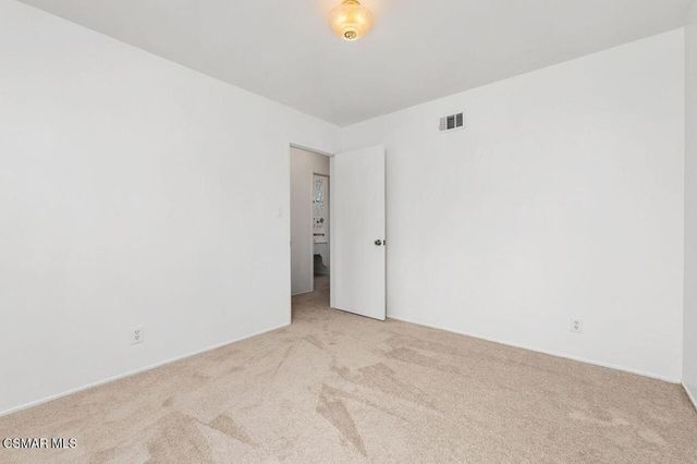 43 W Sidlee Street, Thousand Oaks, CA 91360