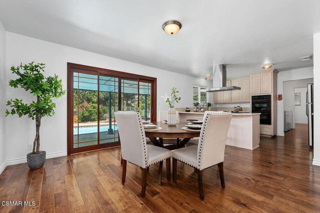 43 W Sidlee Street, Thousand Oaks, CA 91360