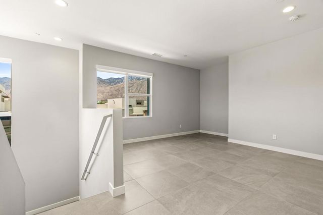 166 Vibe Way, Palm Springs, CA 92262