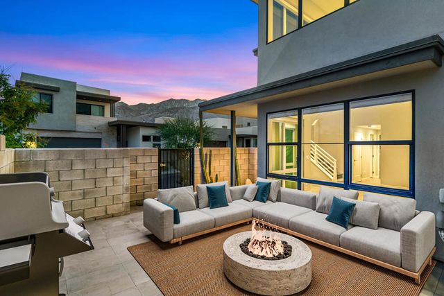 166 Vibe Way, Palm Springs, CA 92262