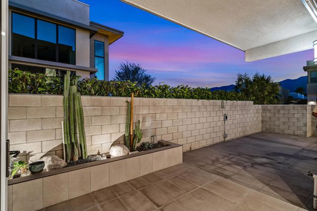 166 Vibe Way, Palm Springs, CA 92262