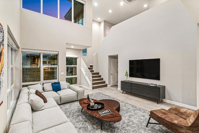 166 Vibe Way, Palm Springs, CA 92262