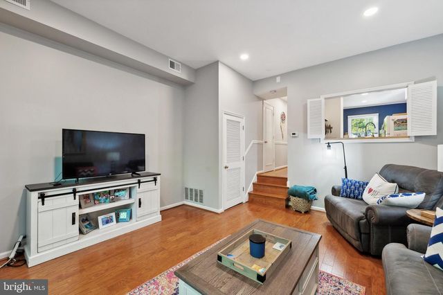 5920 PRINCE GEORGE DR, Springfield, VA 22152