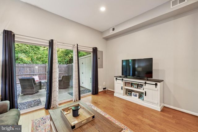 5920 PRINCE GEORGE DR, Springfield, VA 22152