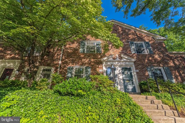 5920 PRINCE GEORGE DR, Springfield, VA 22152