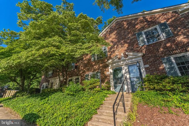 5920 PRINCE GEORGE DR, Springfield, VA 22152