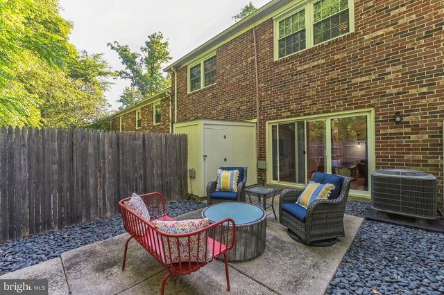 5920 PRINCE GEORGE DR, Springfield, VA 22152