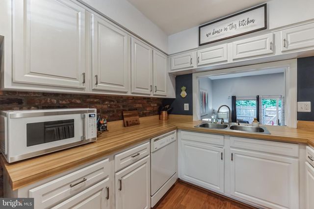 5920 PRINCE GEORGE DR, Springfield, VA 22152