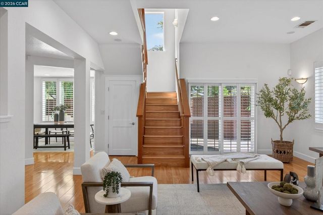 1831 Gilly Ln., Concord, CA 94518