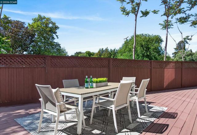 1831 Gilly Ln., Concord, CA 94518