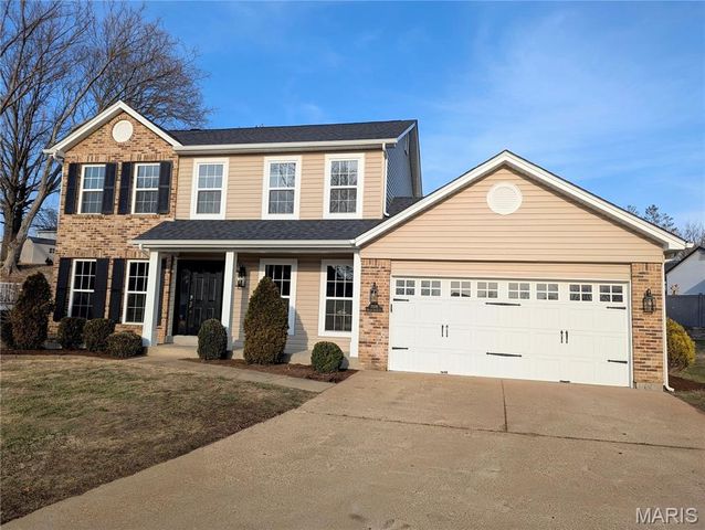 7008 Willow Stream Court, Oakville, MO 63129