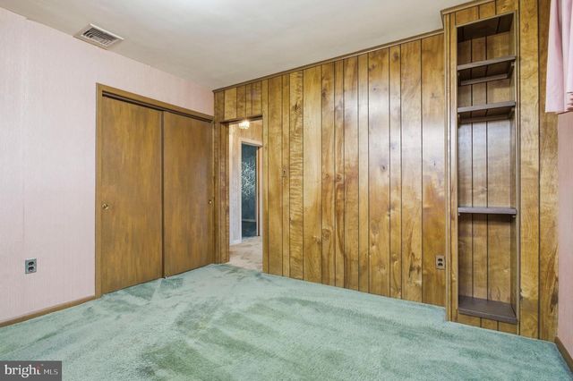 110 S NEW ARDMORE AVE, Broomall, PA 19008