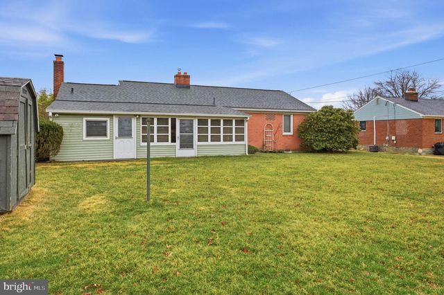 110 S NEW ARDMORE AVE, Broomall, PA 19008