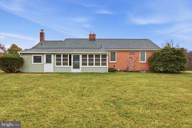 110 S NEW ARDMORE AVE, Broomall, PA 19008