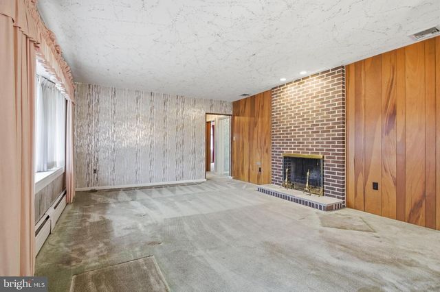 110 S NEW ARDMORE AVE, Broomall, PA 19008