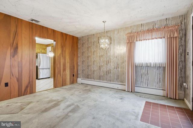 110 S NEW ARDMORE AVE, Broomall, PA 19008