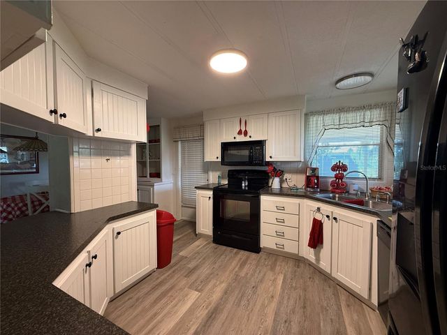 24 N BOBWHITE ROAD, Wildwood, FL 34785