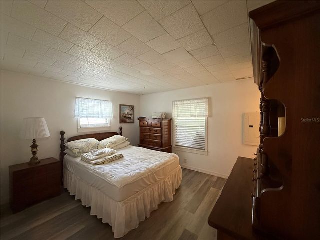 24 N BOBWHITE ROAD, Wildwood, FL 34785