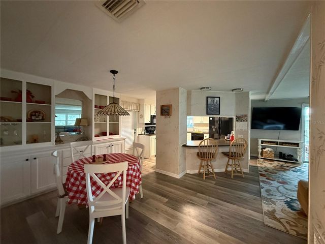 24 N BOBWHITE ROAD, Wildwood, FL 34785