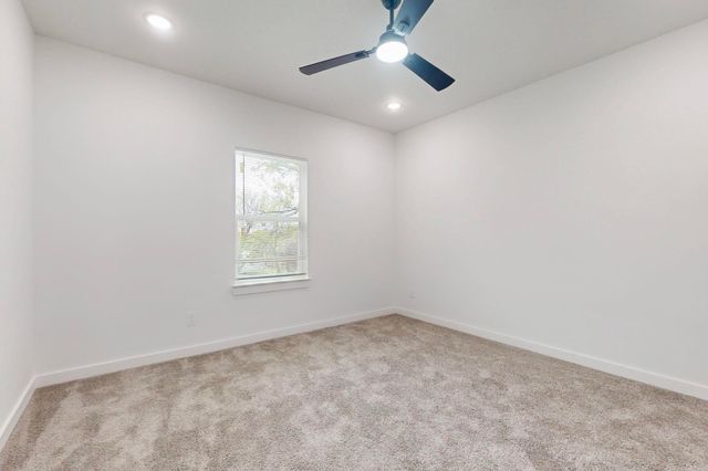 1213 Mill Street A & B, Gainesville, TX 76240
