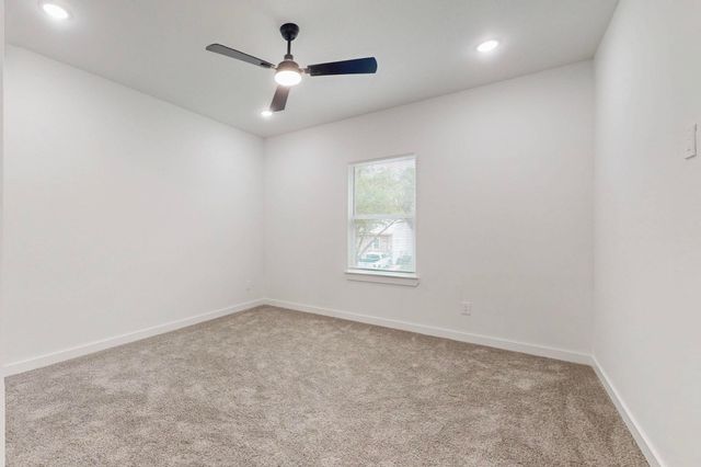 1213 Mill Street A & B, Gainesville, TX 76240