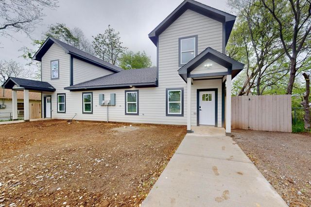 1213 Mill Street A & B, Gainesville, TX 76240