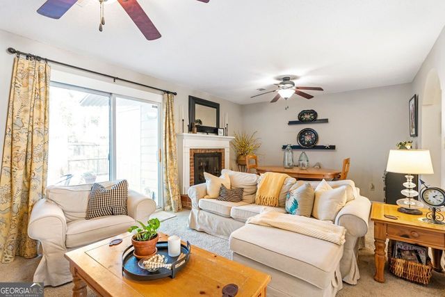 4901 JENNY Drive, Acworth, GA 30101