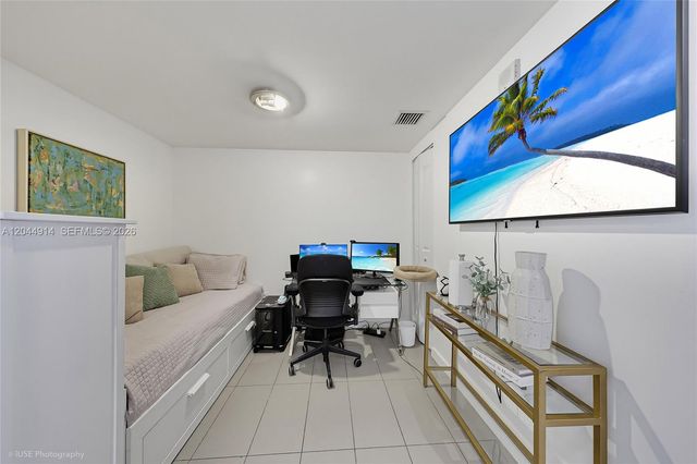 1600 NE 1st Ave 2814, Miami, FL 33132